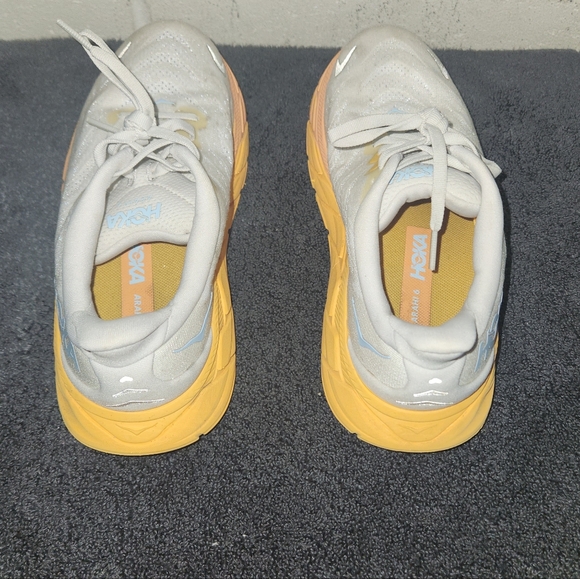 Hoka One One Arahi 6 Running Shoes Size 7 Womens - Picture 6 of 8